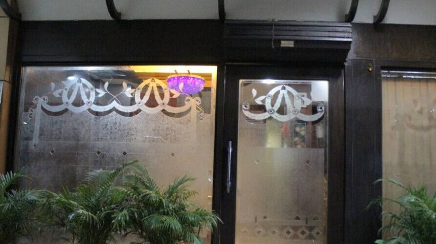 Sunny Restaurant & Bear Bar, Gurdaspur 4